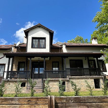 Геша Форест 드랴노보 외부 사진